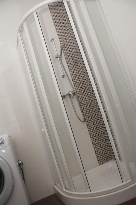 Sunny 2 Bedroom, 2 Bathrooms, Seaside Apt. 斯利马 外观 照片